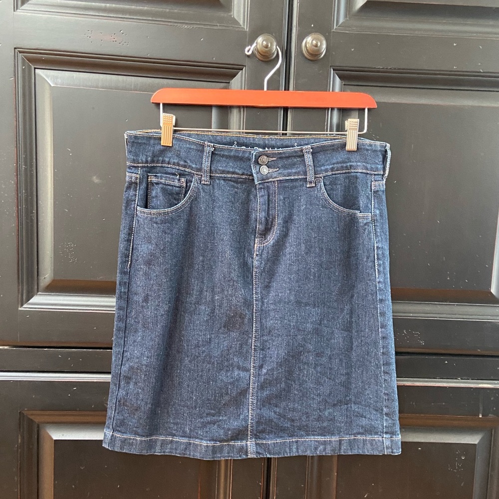 Old Navy denim skirt